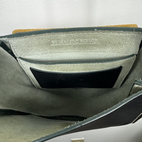 Borsa a tracolla piccola By Malene Birger Ingrid borchie nere sfoderata pelle - Foto 14 di 22