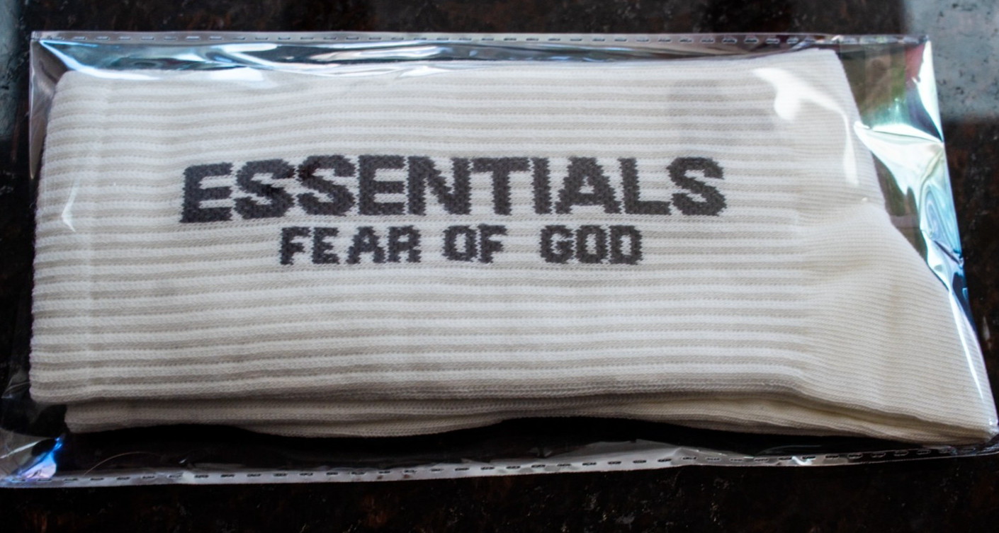 Fear of God Essentials Socks 2 Pack Bundle Black Cream One Size 8-12 Crew FOG