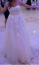 Wedding dress, worn once size 36 like new