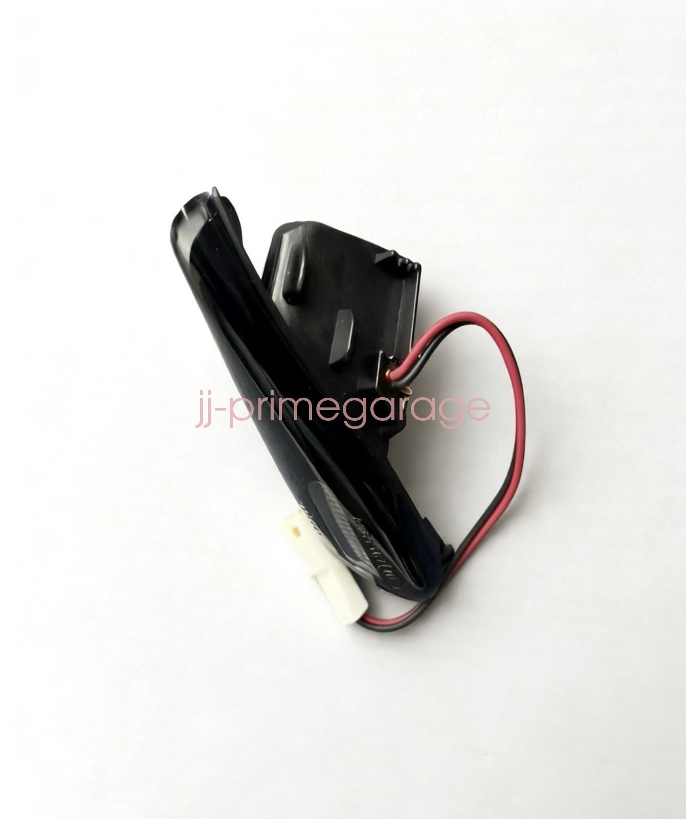 McLaren 650S Left Lower Side repeater light P/N 11A6480CP