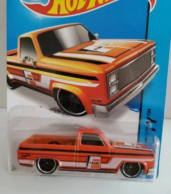 Filtros de aceite Hot Wheels 2015 HW City - '83 Chevy Silverado marco naranja sin usar, en caja raro Foto 2 de 4