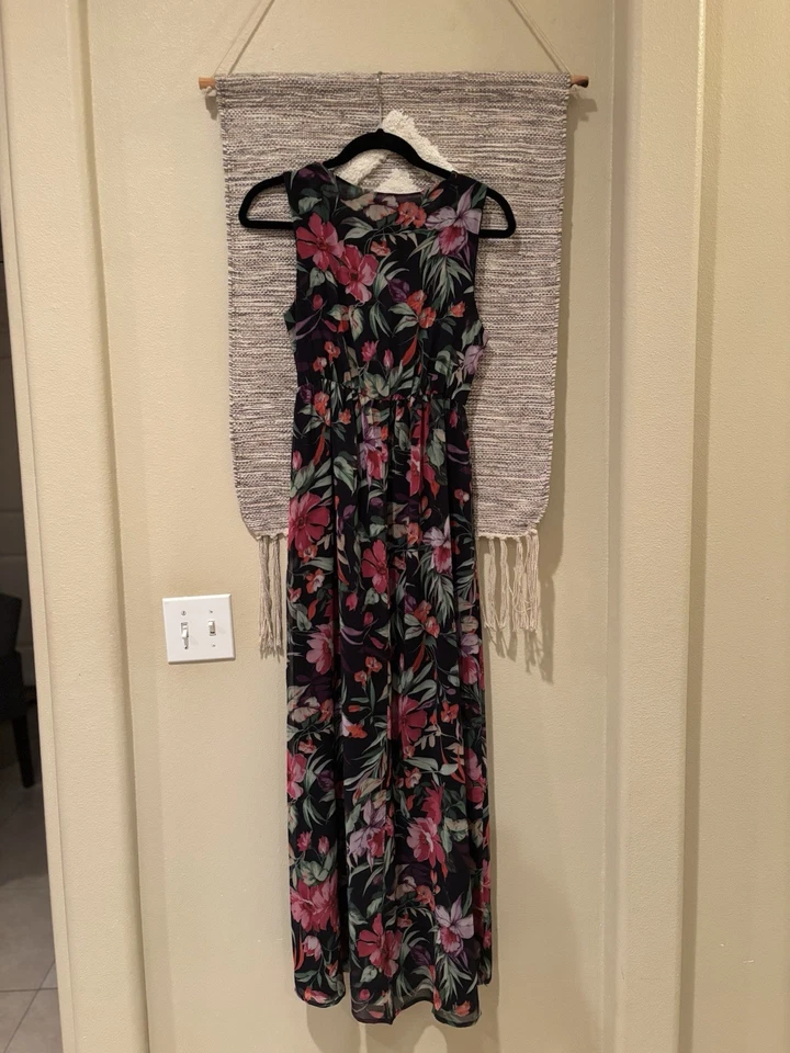 Maxi Vestido Primavera Floral Dulce Guisante Negro Sin Mangas Cuello en V Talla Pequeña Foto 3 de 3