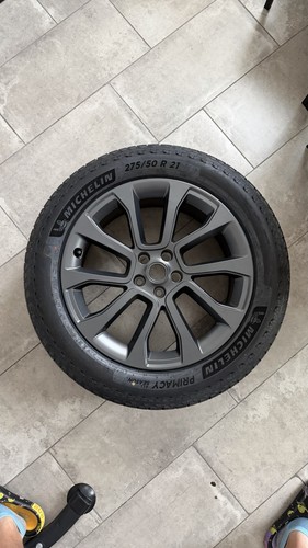 2024 Range Rover OEM 21' Wheels Tires Michelin 275/50/R21. New - Picture 1 of 8