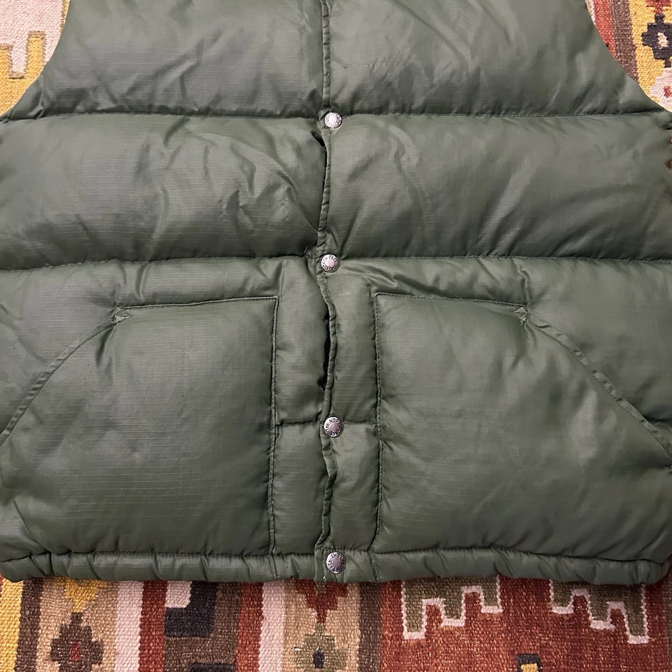 Vintage 1960s The North Face Down Puffer Vest Sz L - Distressed - Green - Image 3 of 4