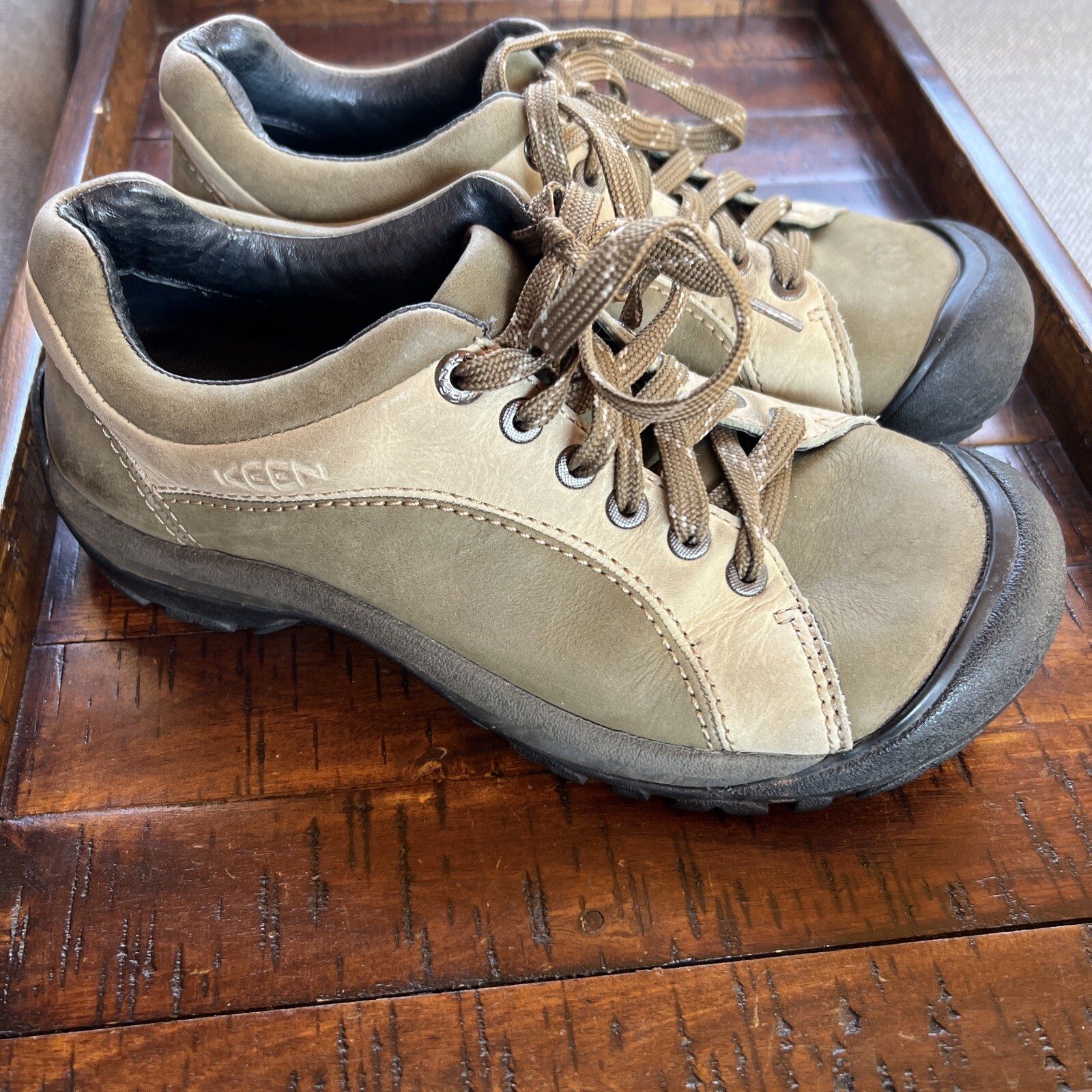 Scarpe da trekking donna KEEN 'Wean' in pelle taglia 8 verde beige stringate resistenti all'olio