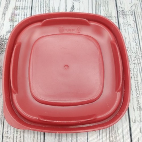 Rubbermaid Easy Find Lid 7J58 Red Square 6 Replacement Food Container Lids 4.5" - Picture 15 of 24