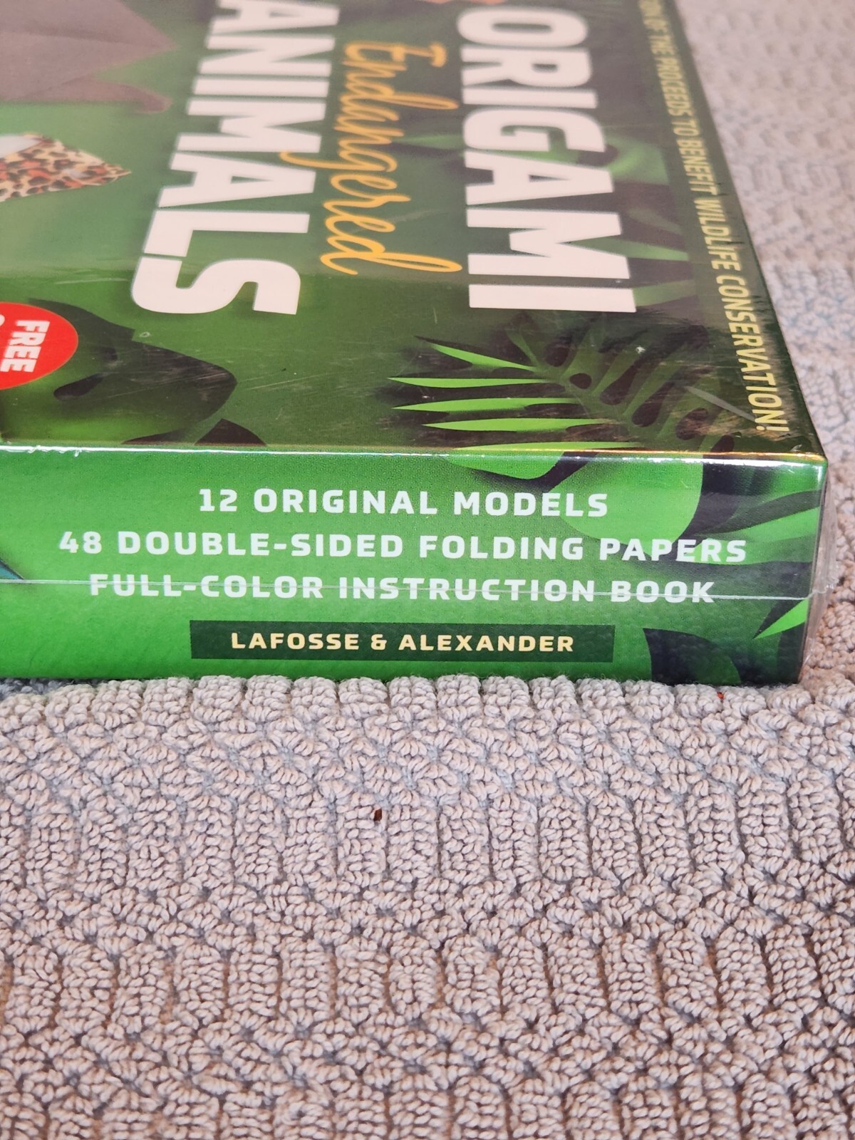 Origami Endangered Animals Kit: Paper Models of Threatened Wildlife  Sealed