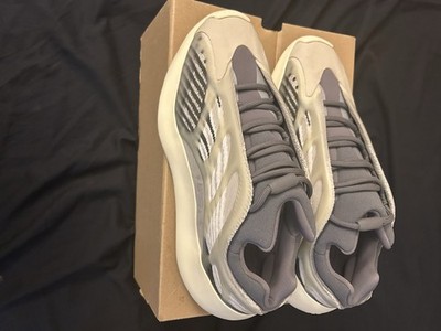adidas Yeezy 700 V3 Fade Salt Athletic Sneakers Gray Beige Mesh 2022 ID1674 S-11