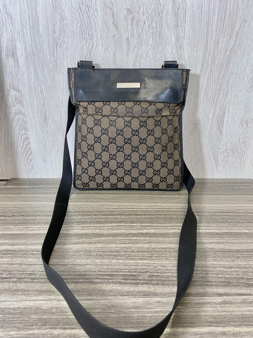 Gucci GG Canvas Leather Shoulder Bag Black Brown with Logo Plate Pre-Owned