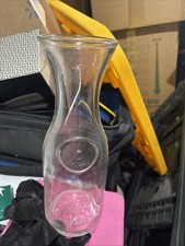 Botella de vidrio vintage de 1 litro de grosor con diseño de racimo de uva en la parte inferior... México