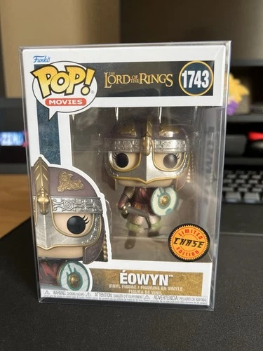 POP! Funko Lord of the Rings - Eowyn CHASE #1743 - Vinyl Figure With Protector