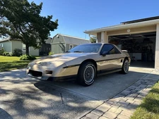 1986 Pontiac Fiero SE