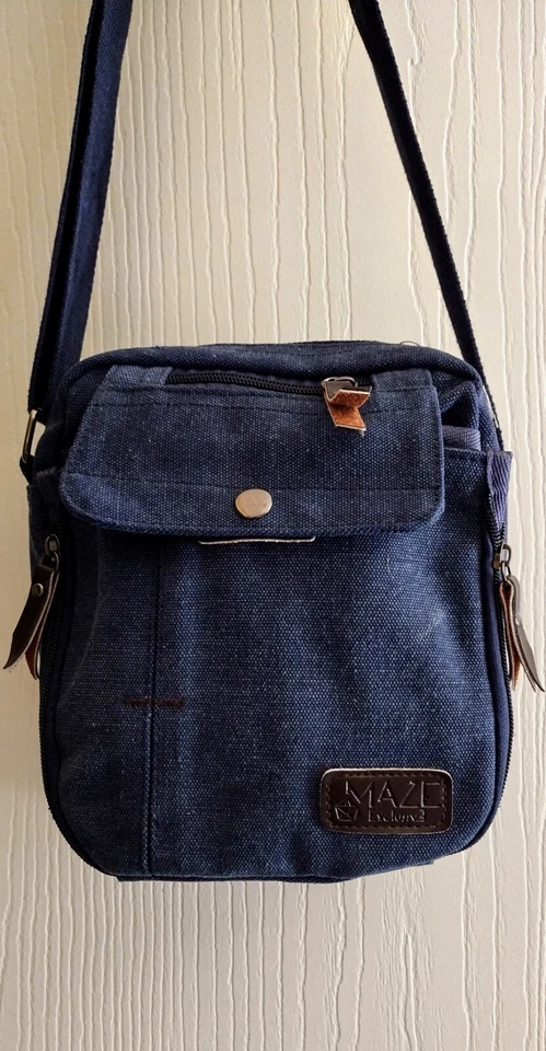 Bandolera de lona MAZE BlueTravel ajustable unisex utilitario. Foto 2 de 4