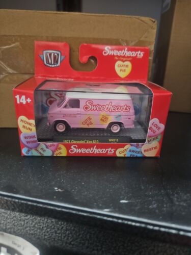 M2 Machines Pink CHASE 1971 Chevrolet Van G10 Sweethearts Candies Chase - Picture 1 of 2