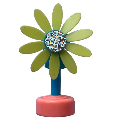 Sharpner Flower Vintage Whimsical Wind Up Spinning Daisy Flower With Pencil Sharpener ...