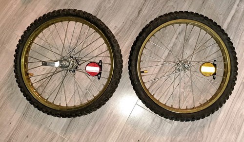Old School BMX 1970s 20 x 2.125 Bmx Gold Rim Set KINLIN, Kenda Knobs.