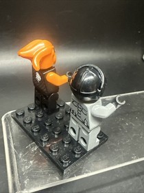 LEGO Space Police 3 Minifigures Alien Kranxx & Officer 9 (sp093 sp107) 5970 5794