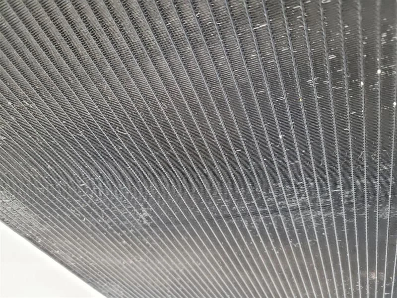 Ford Taurus 2008-2012 condensador de CA sin turbo   Foto 2 de 4