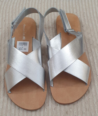 Amarican eagle Shoes Silver Sandles Girls Size 1 Kids Youth