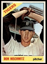 1966 Topps #38 Ron Nischwitz NM+ *AA-3446**