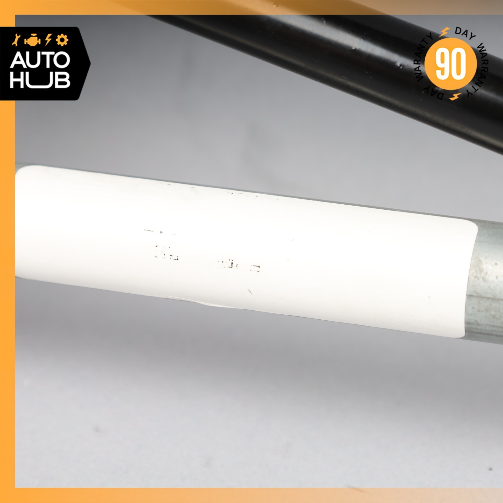 2014 Maserati Quattroporte SQ4 M156 Windshield Wiper Linkage Arm OEM 69k