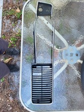 87 Oldsmobile Cutlass Supreme 442 Euro Grille Passenger
