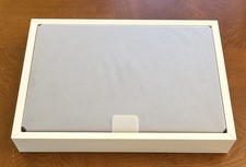 Never Used / Perfect 2026 MacBook Pro 16 in M5 Max 18C 40C 64GB 2TB Space Black