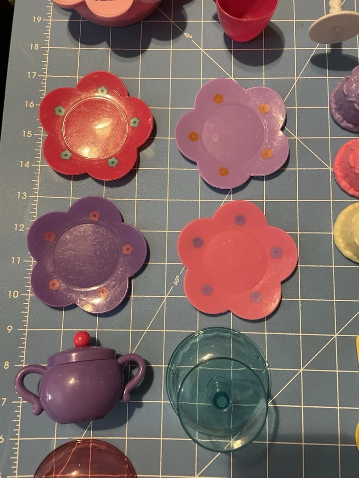 PlayGo Children’s Toy Ice Cream Counter Play Set and Extra Dishes 35 Plus Pieces - Image 4 of 4