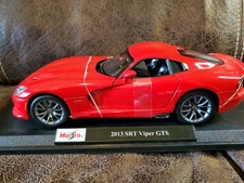 Maisto 2013 SRT Viper GTS 1/18 Scale Die-cast Model W/Stand, No Box