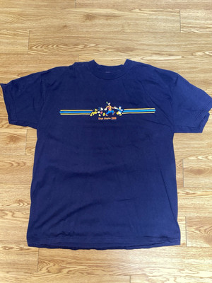 Vintage Y2K Disney Magic Kingdom T-Shirt Size Large 