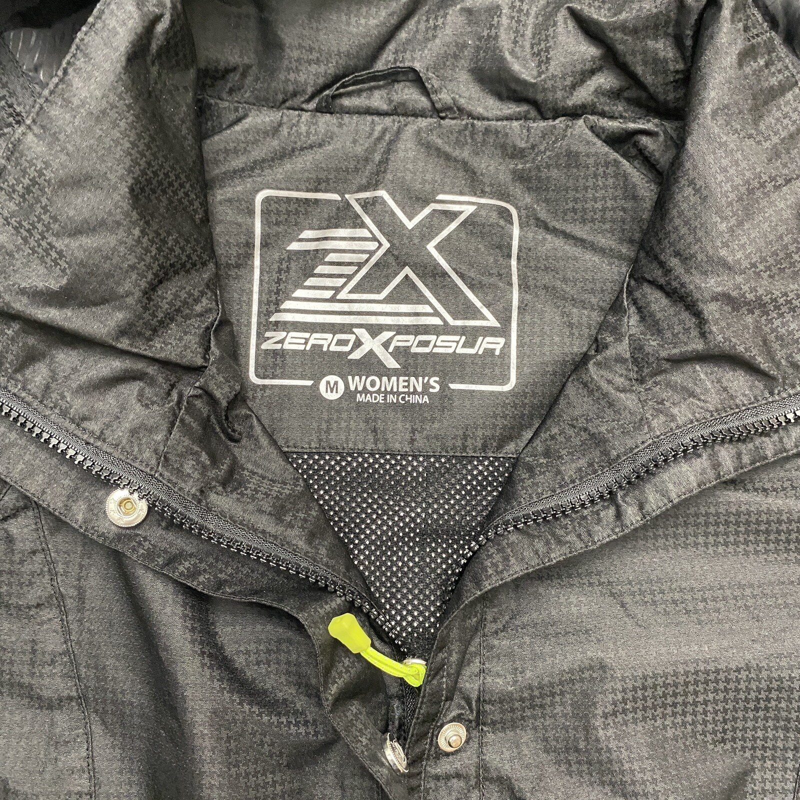 Zero Xposur Jacket Womens , Medium , Softshell Li… - image 3