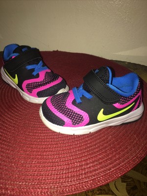 infant nike shoes