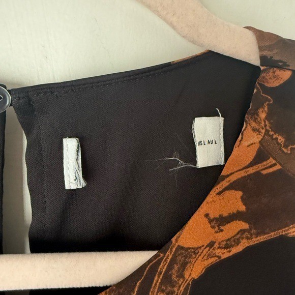 Petal & Pup Taya Black Floral Satin Crop Top L View 2