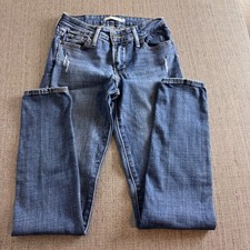 Levis 711 Skinny Jeans Womens 26 Medium Wash Blue Denim Distressed Stretch 27x26