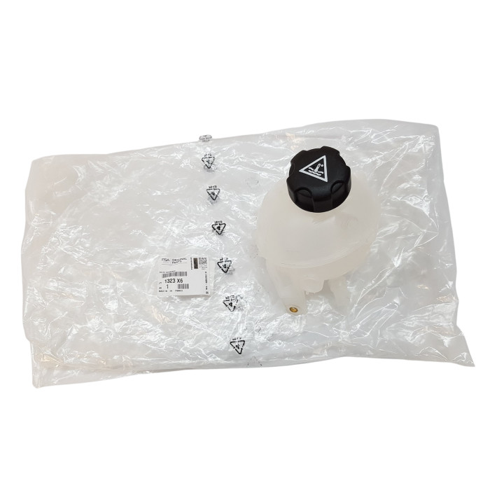 Bocal liquide refroidissement 1323X6 pour entretien et vidange circuit d'eau Peugeot 3008