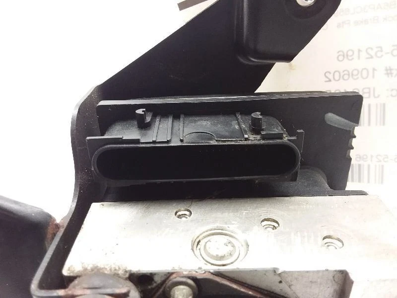 Nissan Sentra 2012 antibloqueo freno ABS módulo bomba vehículo control dinámico Foto 2 de 4