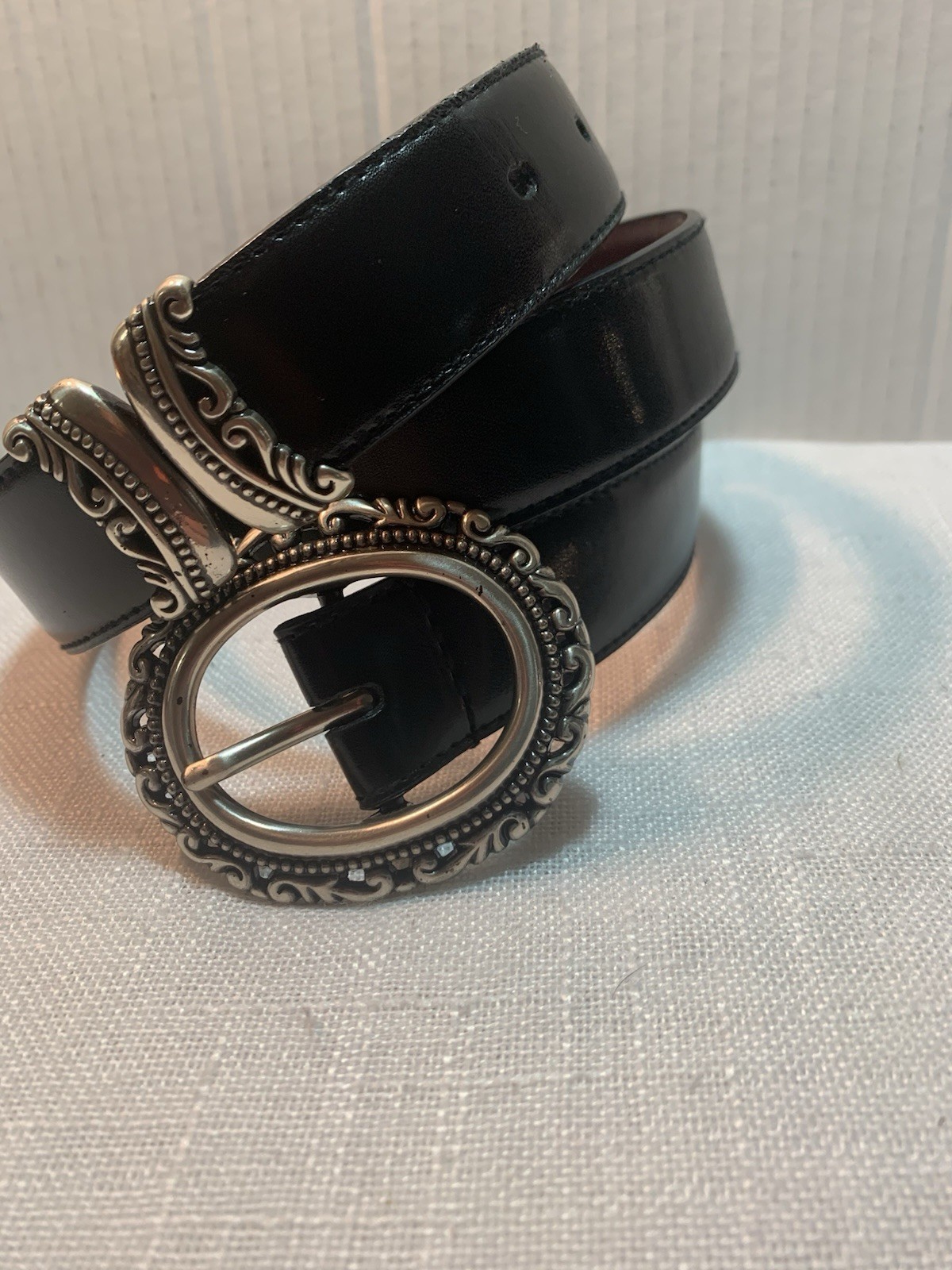 Leather Reverseable Black / Brown Elegant Vintage… - image 5