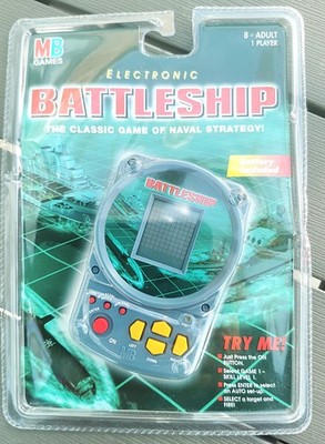 MB ELECTRONIC BATTLESHIP LCD HANDHELD GAME NEW OLD STOCK 1998 SEALED RETRO SHIPS