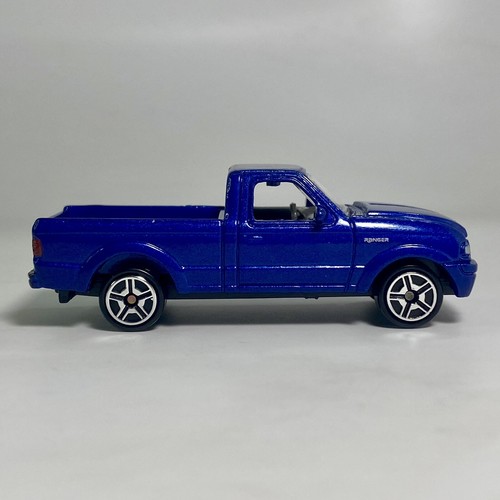 Johnny Lightning 1983 Ford Ranger & Blue MotorMax 6052 Pickup 1:64 Diecast Lot - Picture 18 of 24