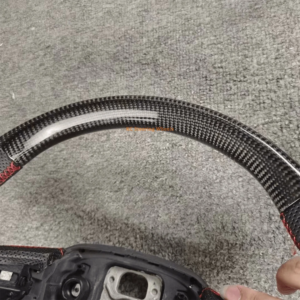 Volante de cuero de fibra de carbono para Audi Q3 Q5 Q7 2009-2017 costuras rojas Foto 4 de 4