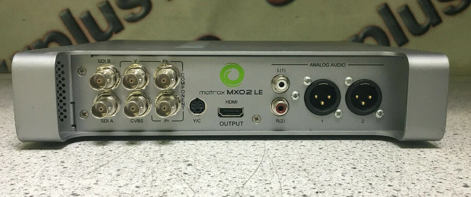 Matrox MXO2 LE Max w/Cable and EXP34A/DP Host Express Card - Image 3 of 4