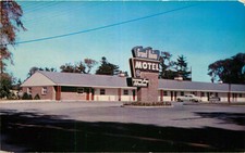 Postcard Grand Union Motel, Sratoga Springs, New York - circa 1950s