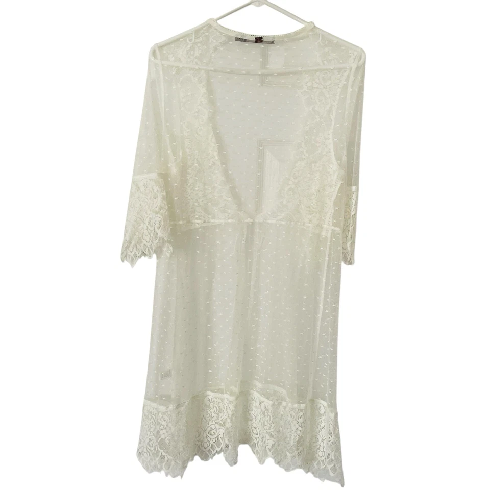 Roupão Feminino For Love and Lemons Skivvies S Branco Transparente Gravata Frontal Lounge Cover Up - Imagem 2 de 4