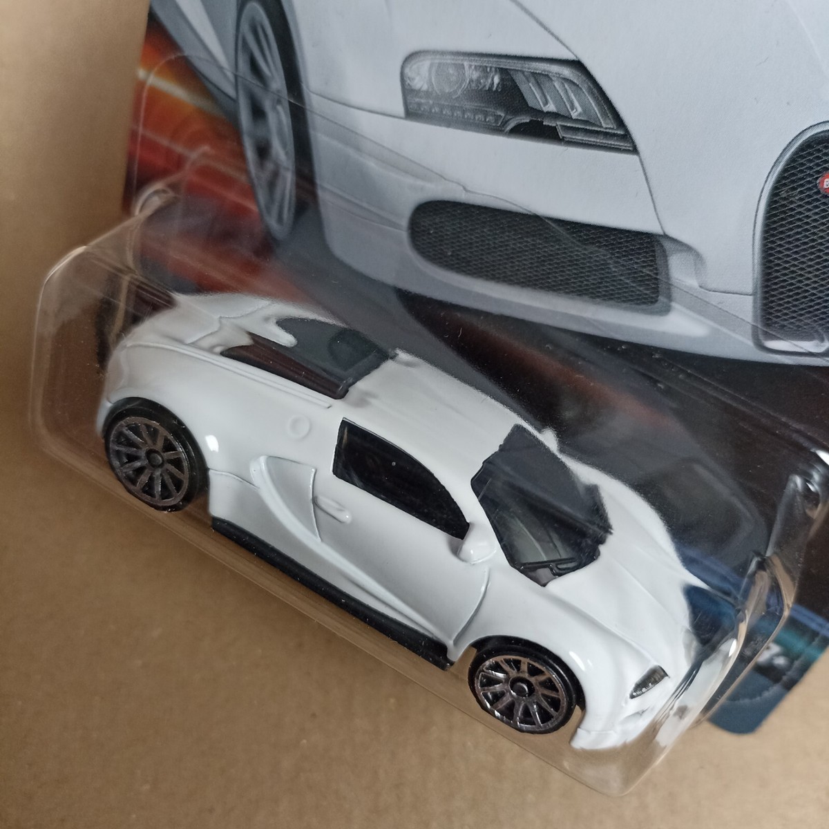 ホットウィール Hotwheels Furious ブガッティ ヴェイロン Hot Wheels 2025 Silver Series Fast & Furious Racing Course