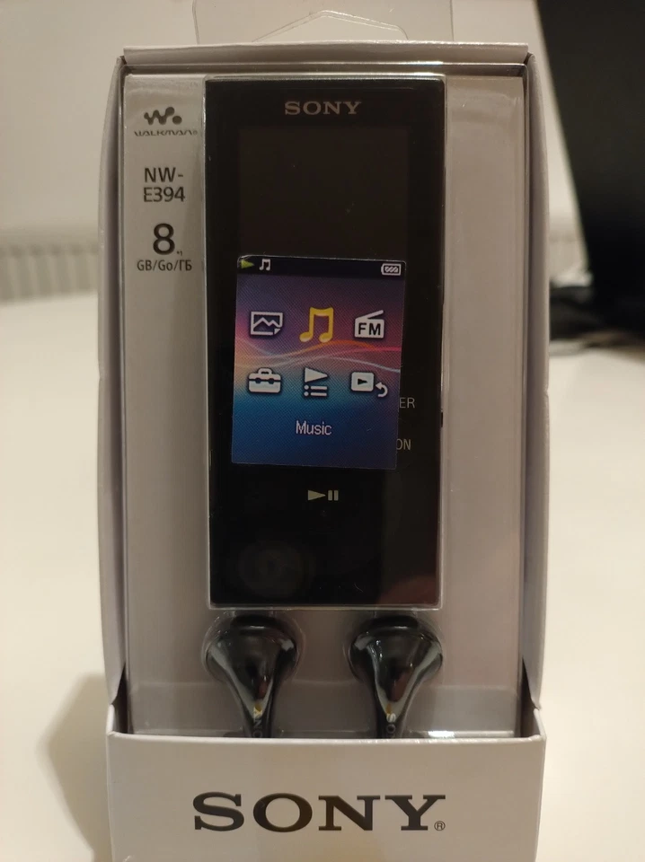 SONY Walkman NW-E394 Schwarz Kompakter MP3-Player mit 8 GB Speicher FM-Radio - Bild 4 von 4