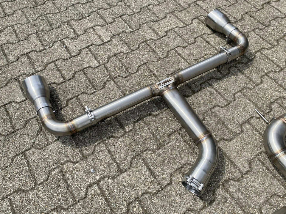 Terminale Scarico Diretto VW VOLKSWAGEN GOLF 8 2.0 GTI e CLUBSPORT - AG  Works - Immagine 2 di 4