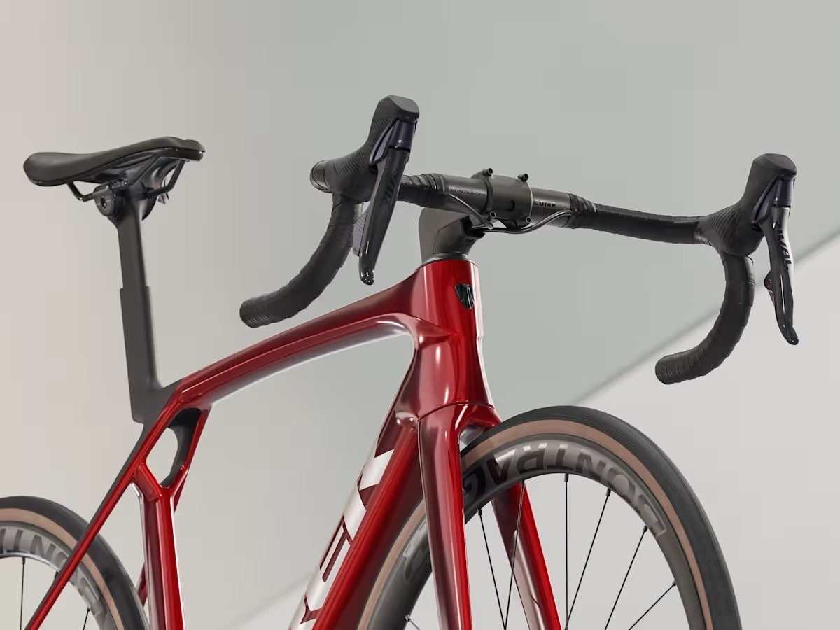 Trek Madone SL6 AXS Gen8, ML, 2025, NEW, Crimson. | eBay