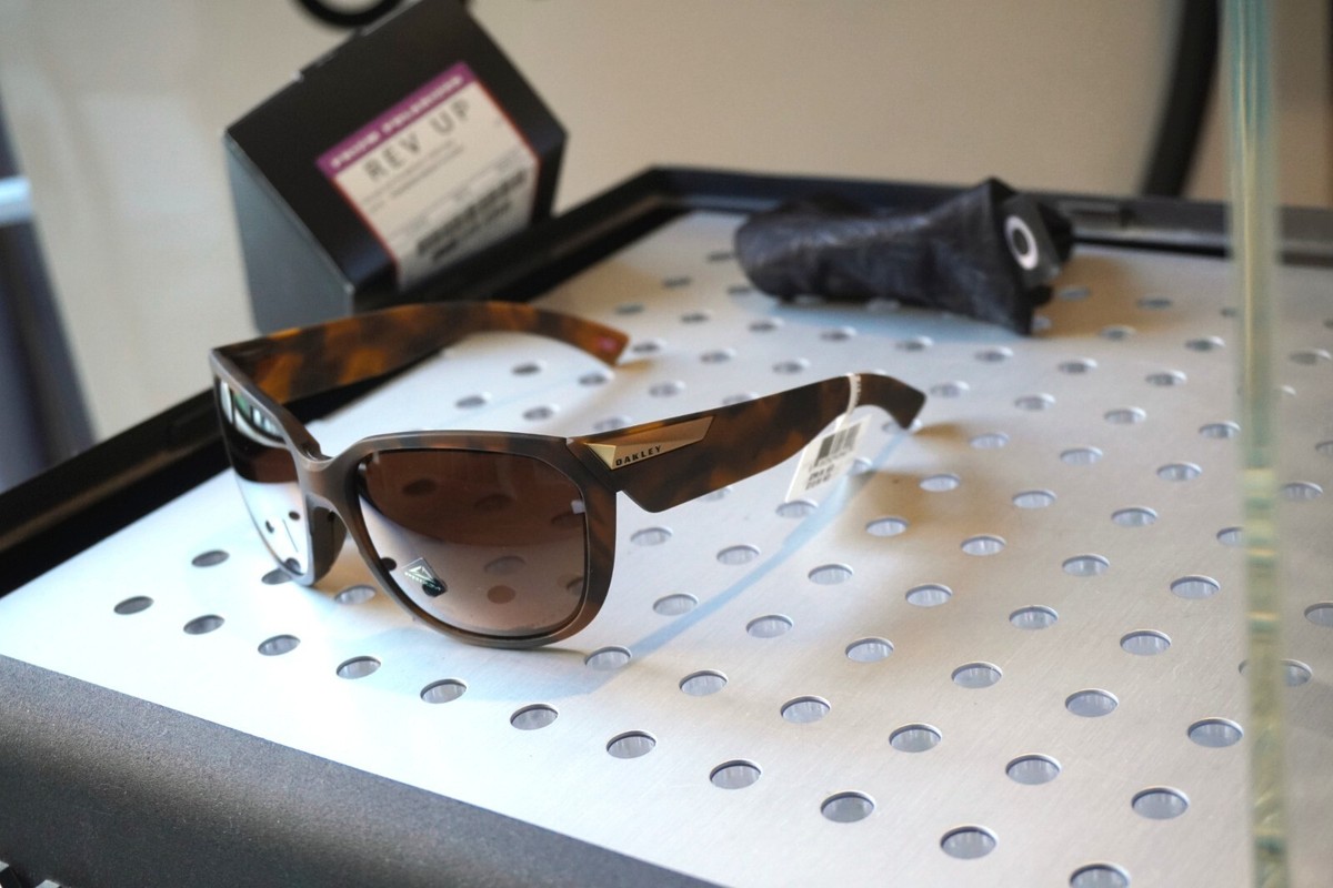 OAKLEY - Rev Up - POLARIZED sunglasses - OO9432-13 59 PRIZM OAKLEY - Rev Up - POLARIZED sunglasses - OO9432-13 59 PRIZM