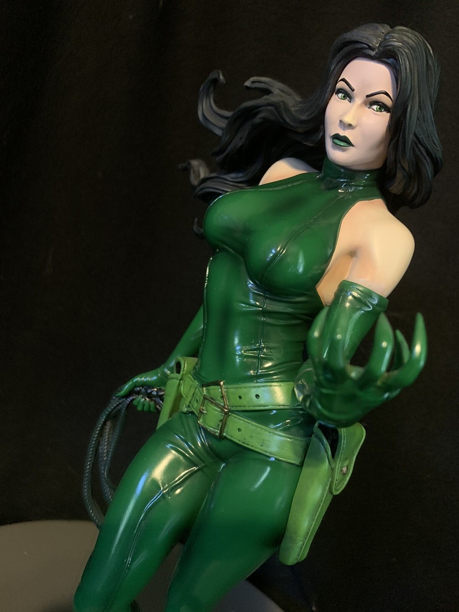 ✦ MADAME HYDRA COMIQUETTE SIDESHOW s-l1200.jpg
