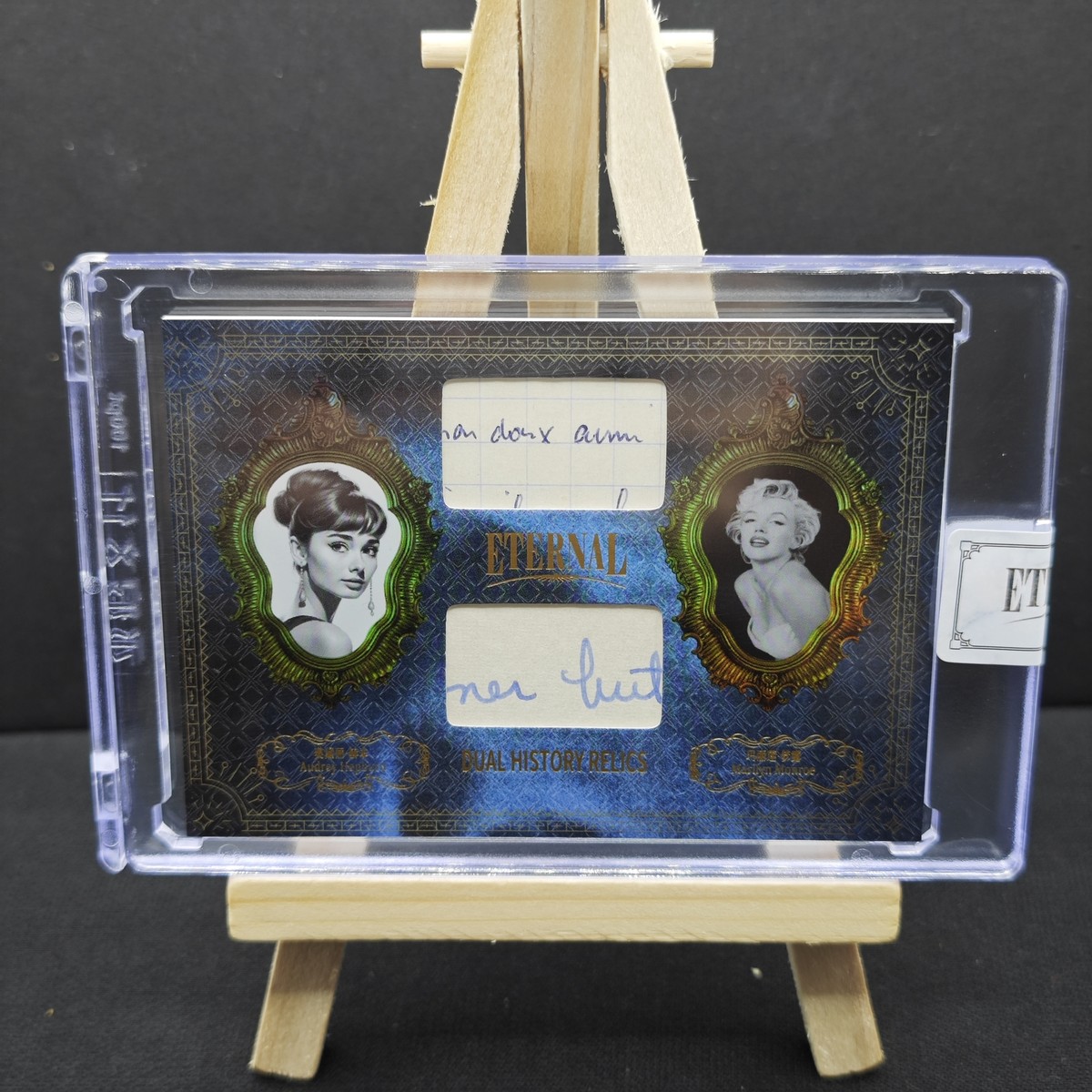 オードリー・ヘップバーン直筆サイン入り写真・額装仕上BAS社鑑定済 10